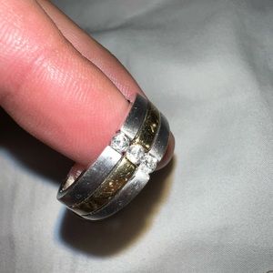 Diamond ring 10K 1/4ct 3 stone band